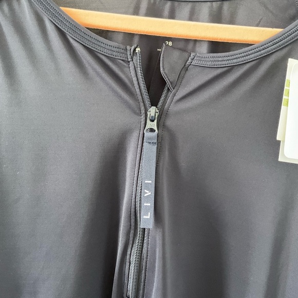 Women’s Livi Active Swim Top - Picture 3 of 3